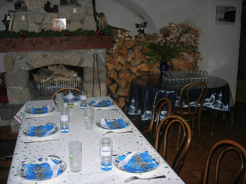 Auberge La Cleida Névache Exterior foto